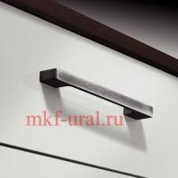 Мебельная ручка Hafele, цвет состаренное железо, поверхность ошкуренная, длина 192 мм.