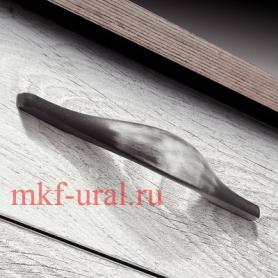 Мебельная ручка Hafele, цвет состаренное железо, поверхность ошкуренная, длина 252 мм.